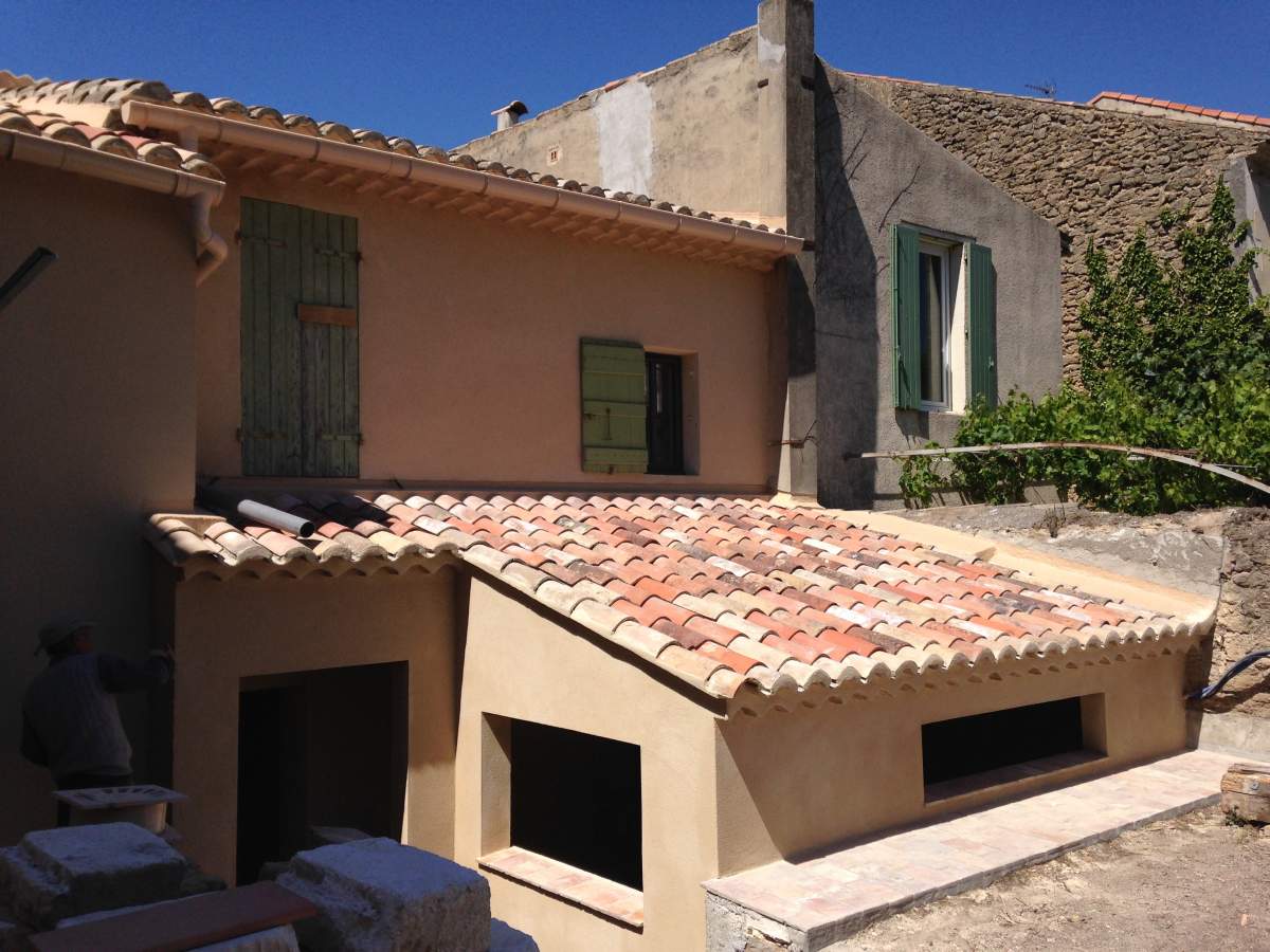 Enduits extérieurs - Réalisation d'une extension d'une maison de ville à Salon de Provence 13300