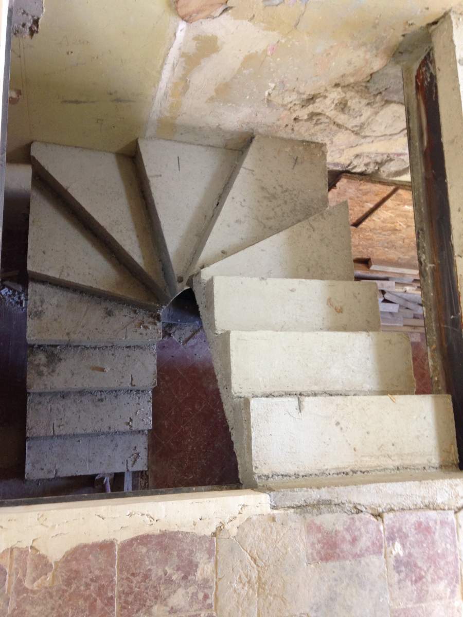 Création d'un escalier intérieur à Eyguières