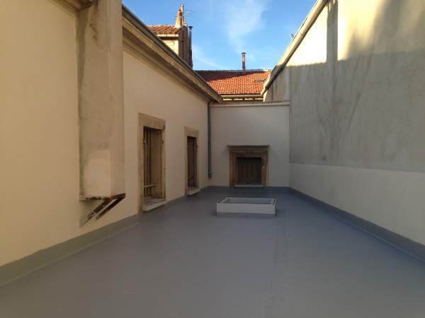  Réalisation d'un toit terrasse à Salon de Provence - étanchéité à base d'allyle