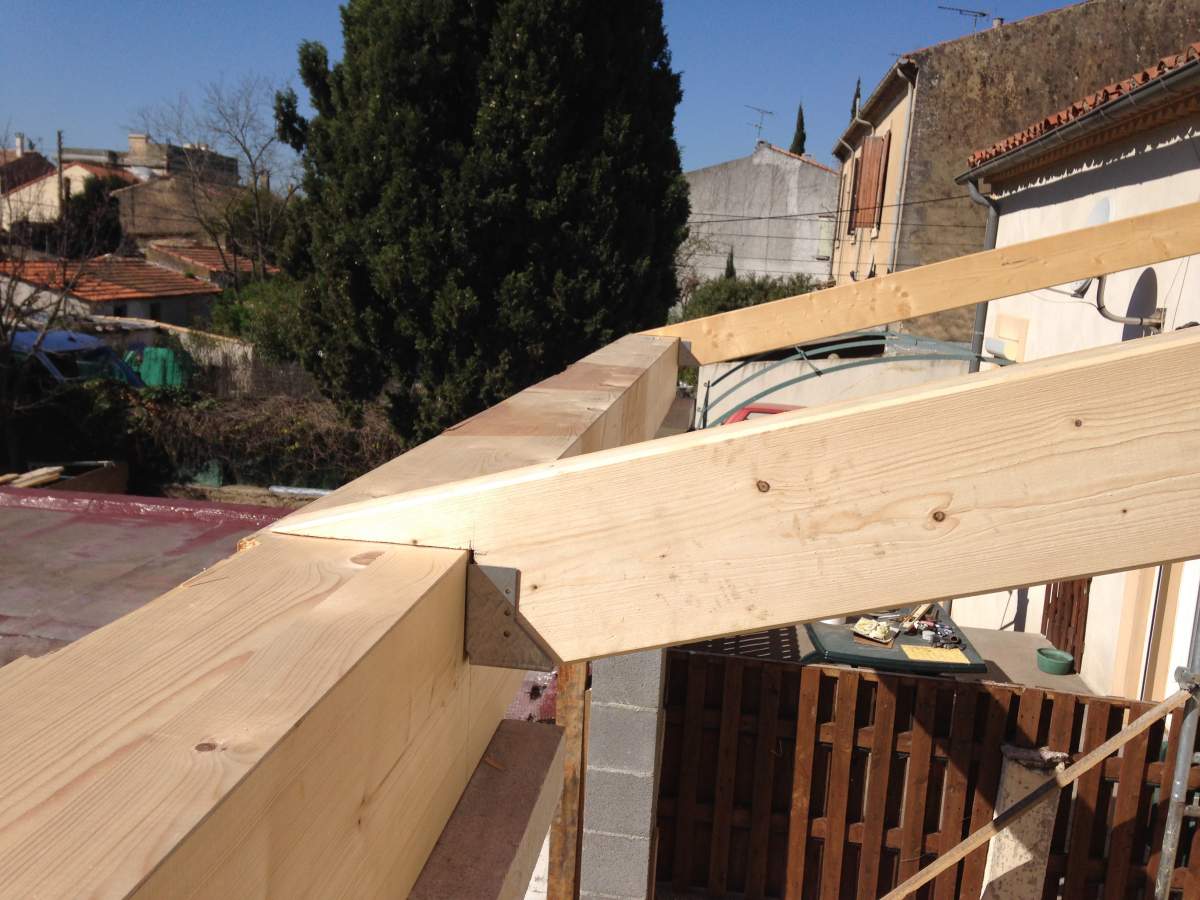 Rénovation d'un pavillon des années 1900 à Salon de Provence 13300-détail charpente